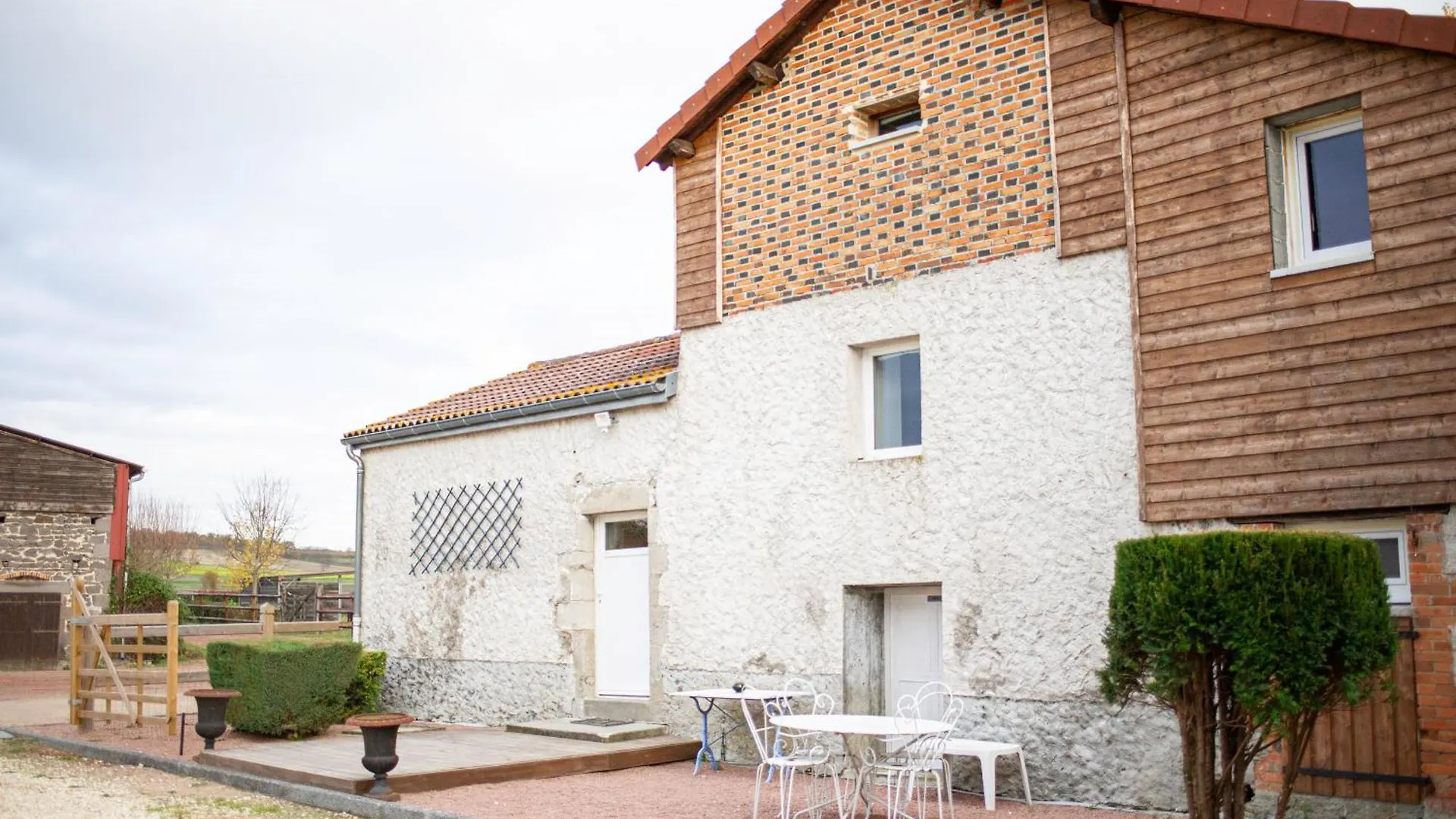 Villa Le Petit Paddock Villeneuve-les-Cerfs Francia